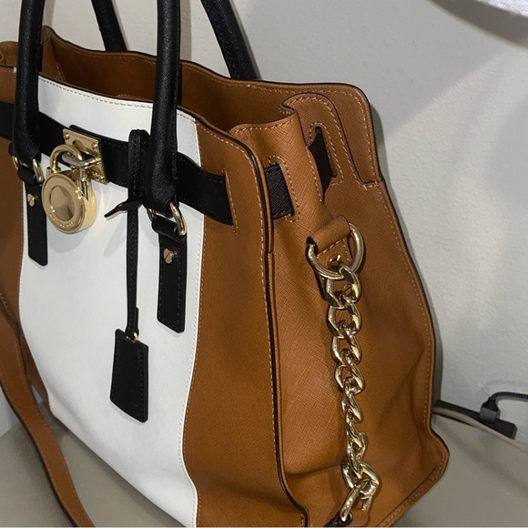 Michael Kors Hamilton Large Tote Bag - Picture 12 of 16